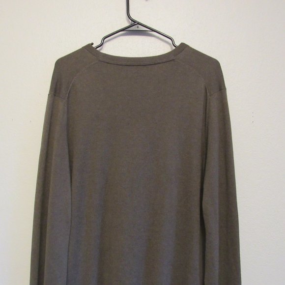 Banana Republic Luxury Blend Silk Cashmere V Neck Pull Over Sweater Men'… - Picture 5 of 8